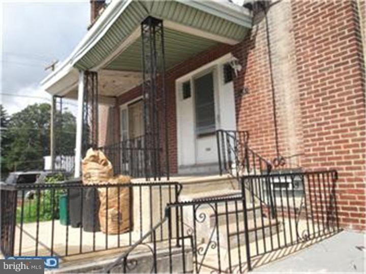 2055 E Rittenhouse St Property Photo 2