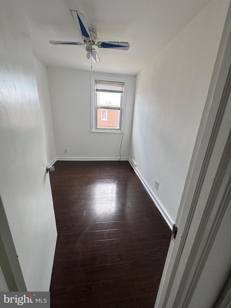 6724 Sylvester St Property Photo 5
