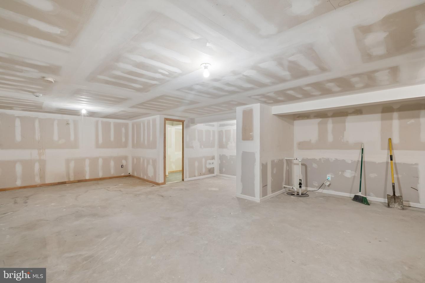 1642 South St Property Photo 63