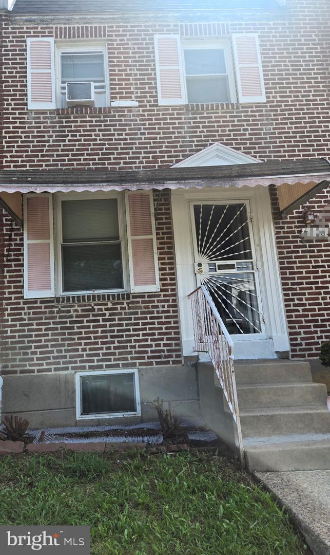 6826 REGENT ST Property Photo 1
