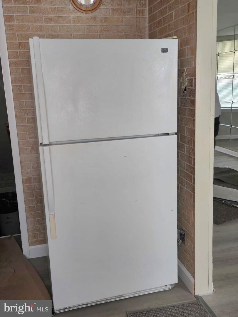 6826 Regent St Property Photo 15