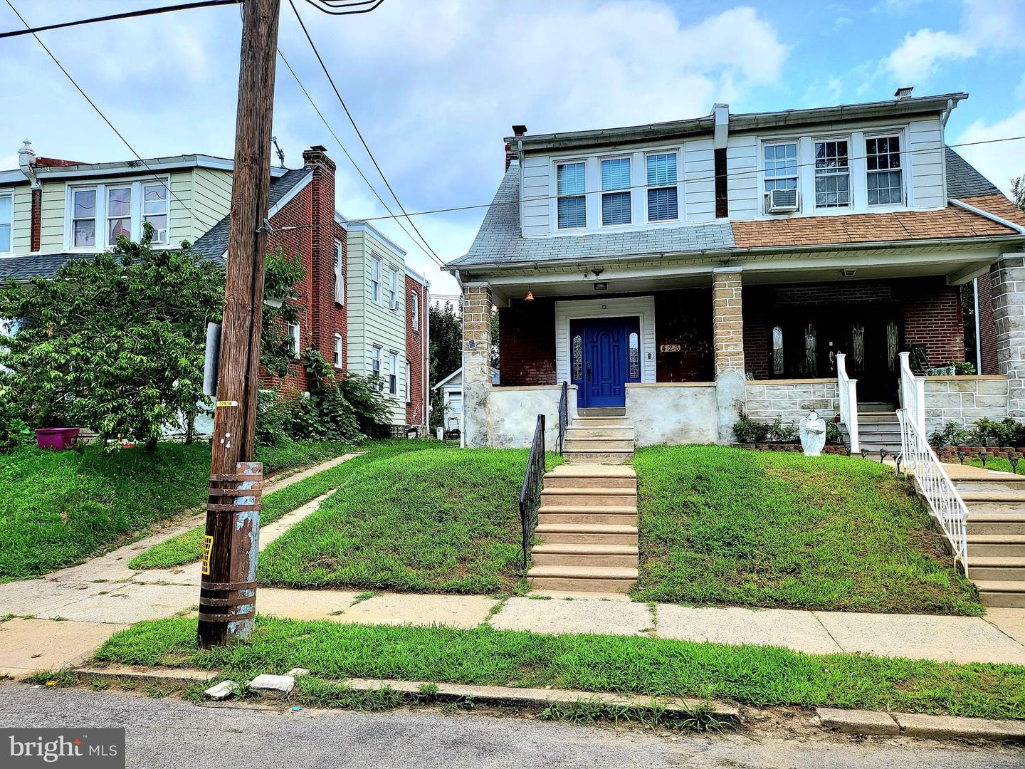 423 Knorr St Property Photo 4