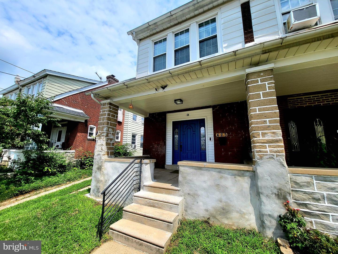 423 Knorr St Property Photo 5