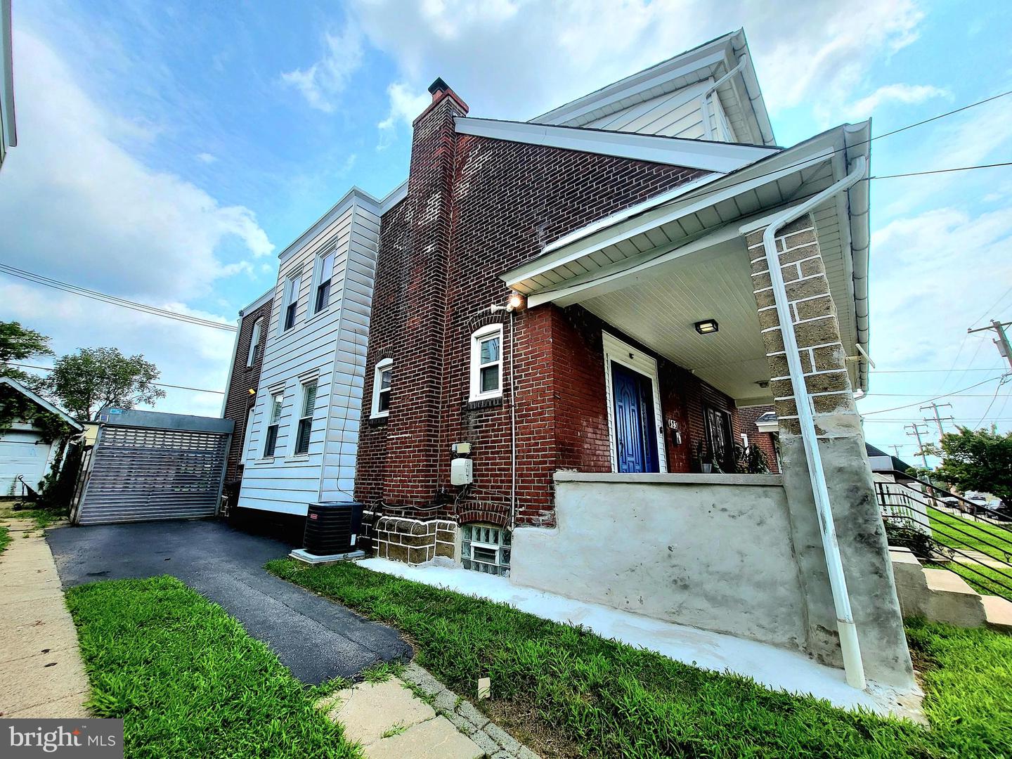 423 Knorr St Property Photo 6