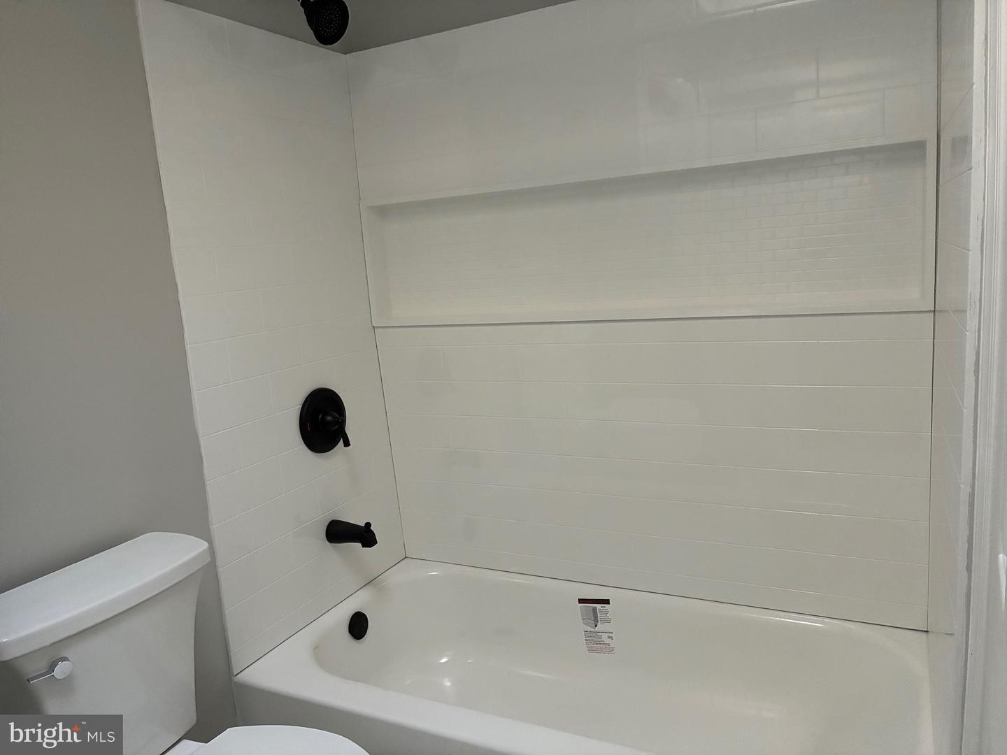 10222 Jeanes St Property Photo 11