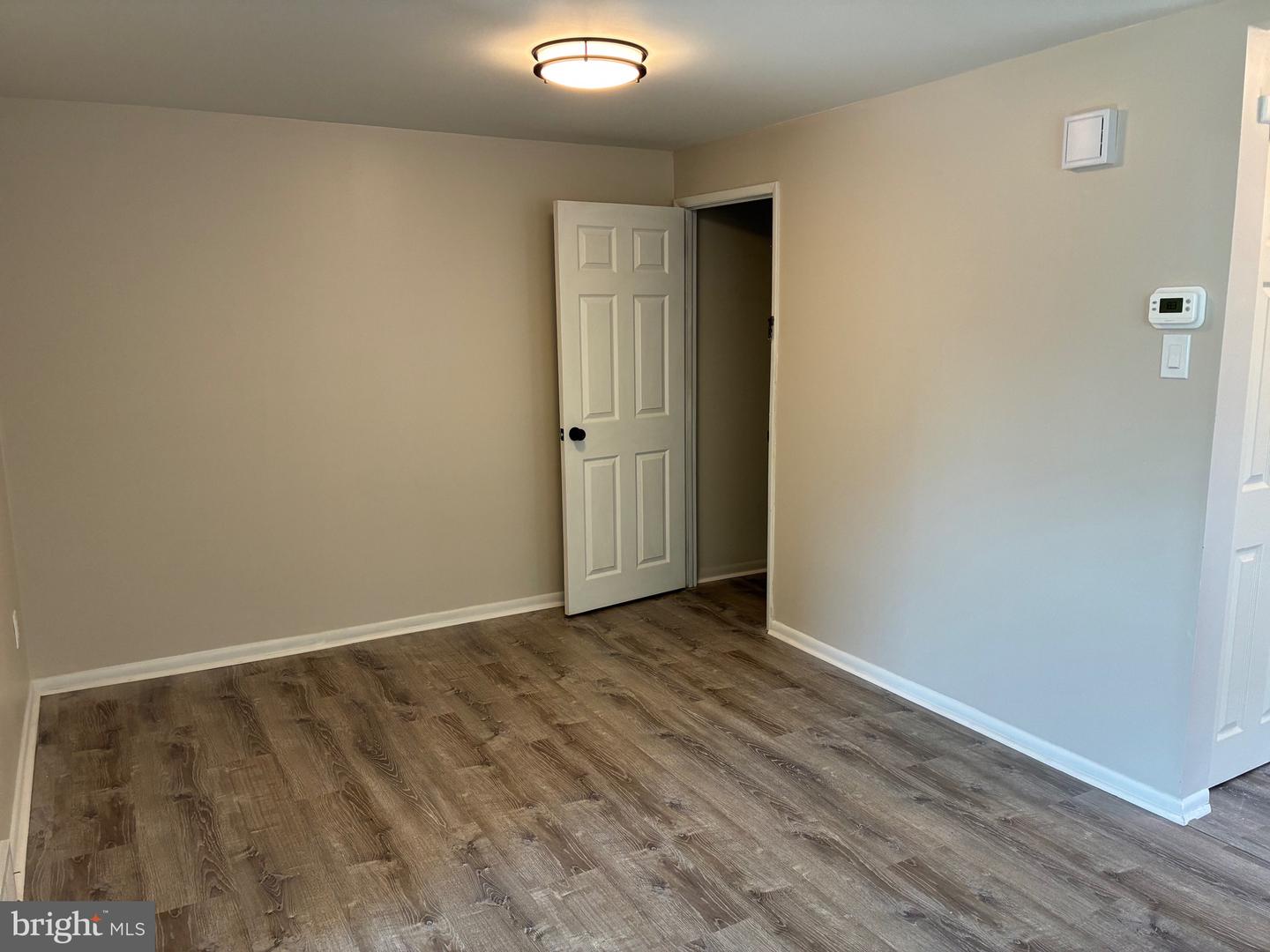 10222 Jeanes St Property Photo 16