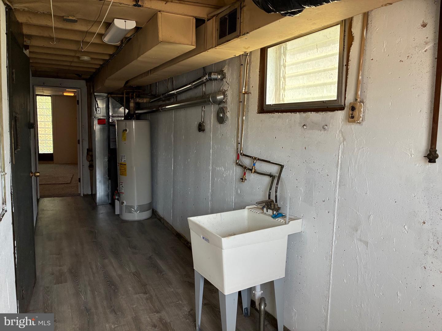 10222 Jeanes St Property Photo 20