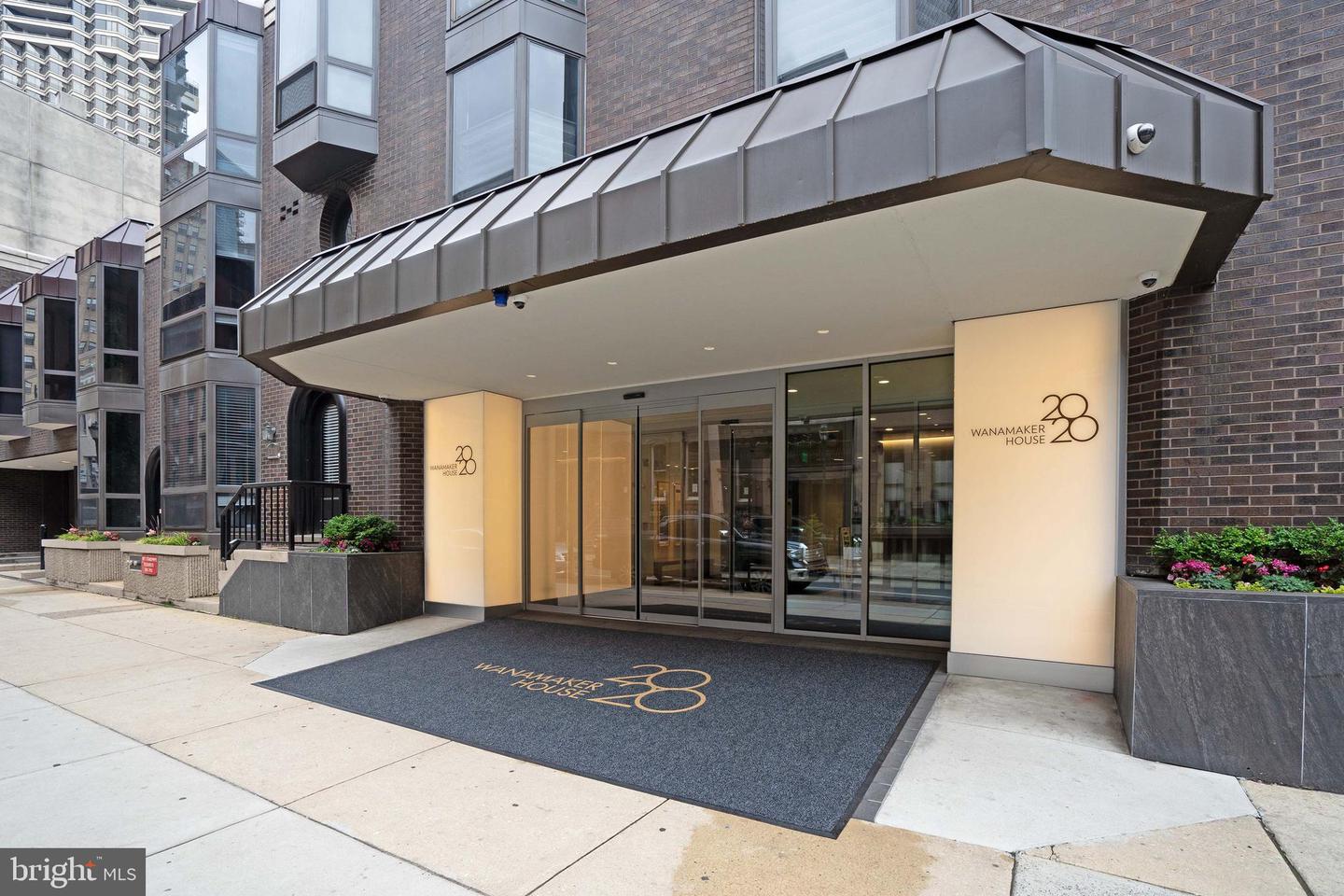 2018-32 Walnut St #16k Property Photo 19