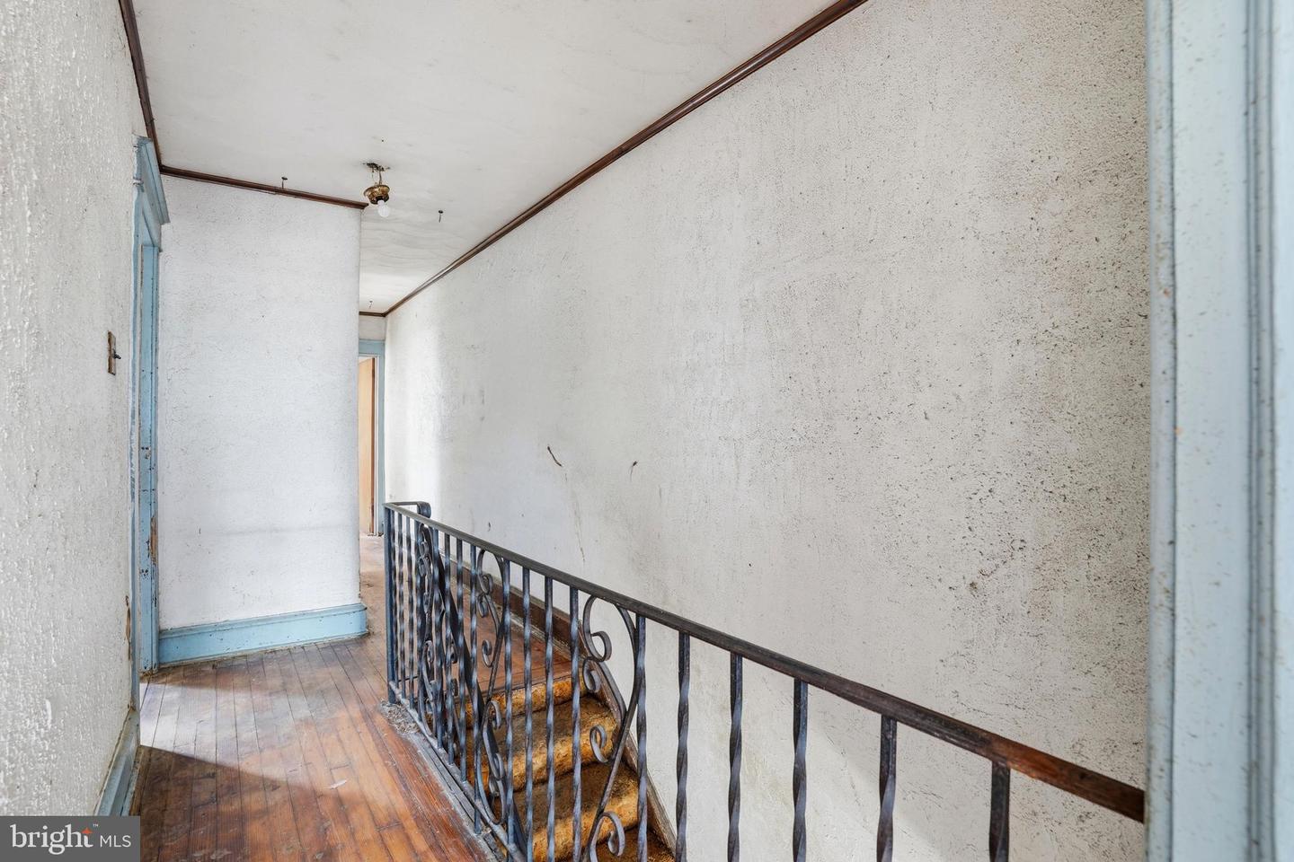6154 Walker St Property Photo 11