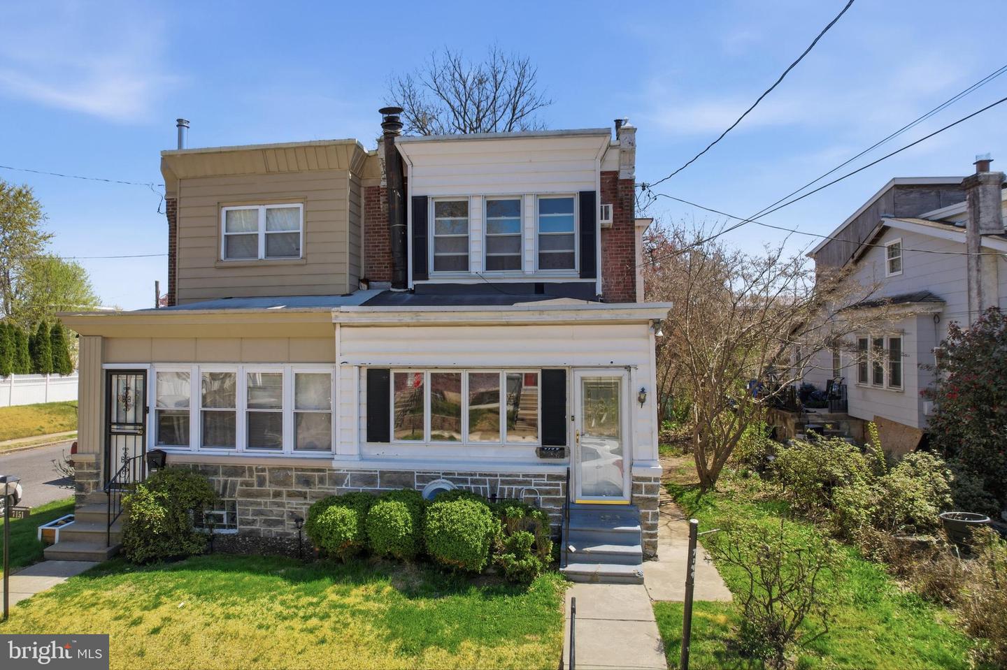 7149 Bingham St Property Photo 1