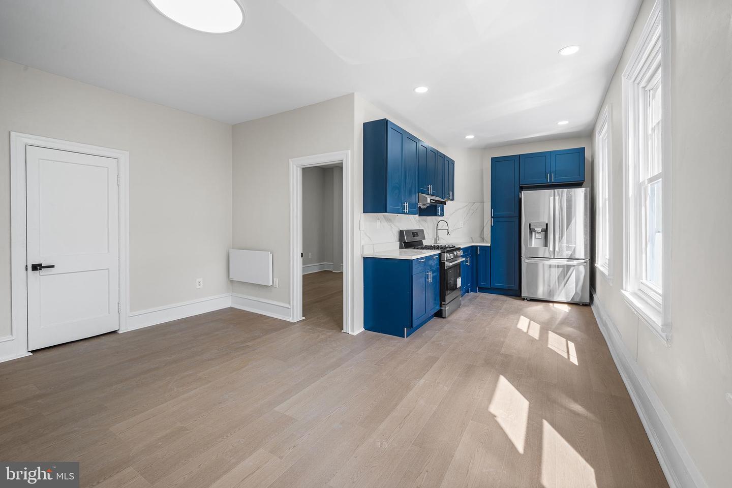 775 S 8TH ST #2R Property Photo 1