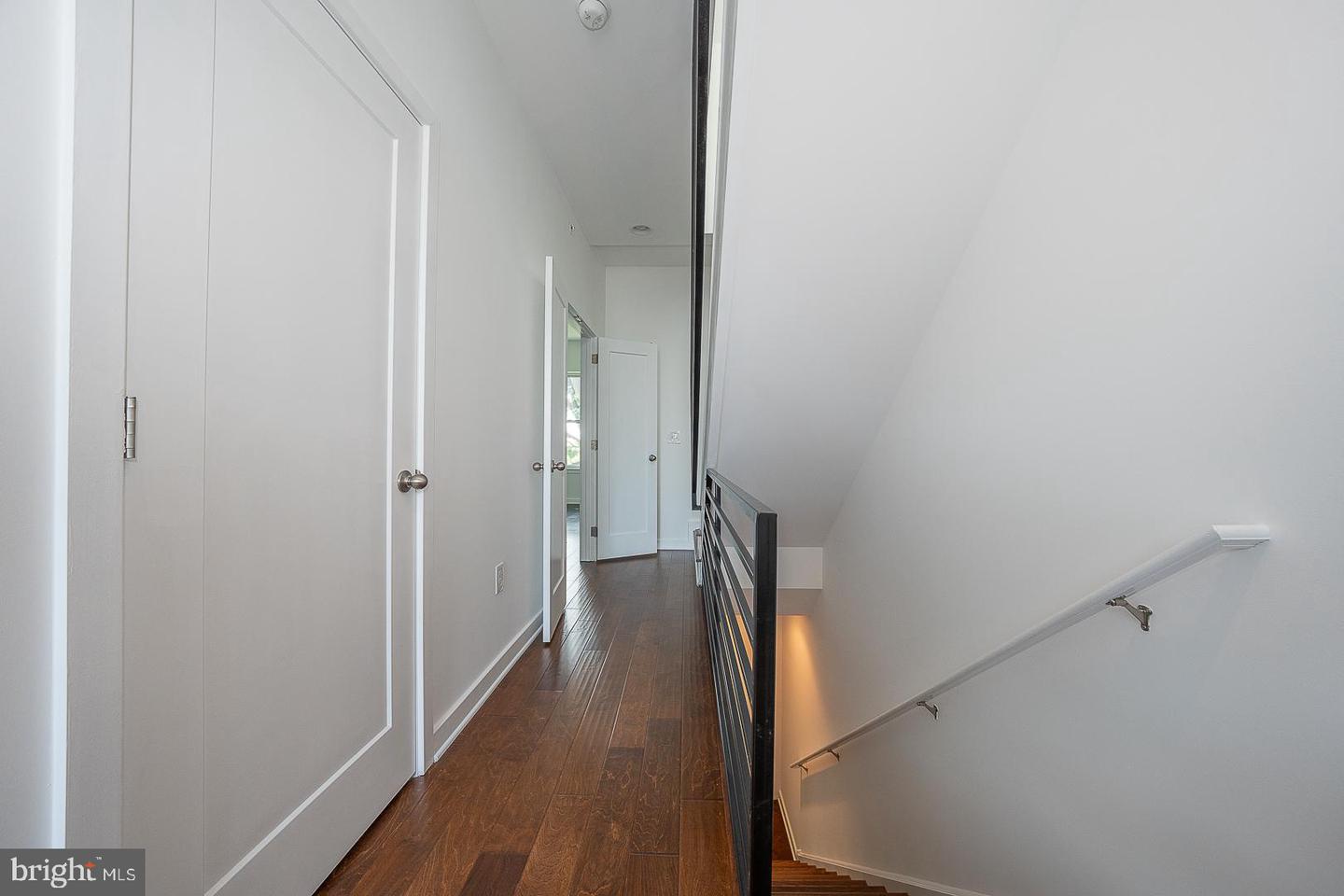 443 Shurs Ln #21 Property Photo 32