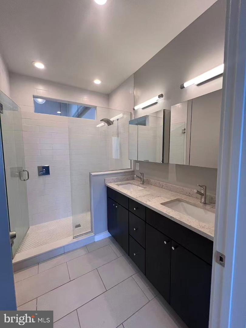 713 Fairmount Ave Property Photo 6