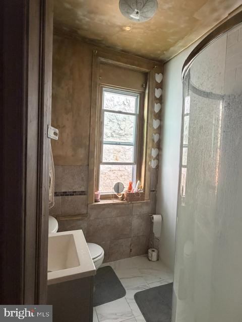 2467 N Garnet St Property Photo 5