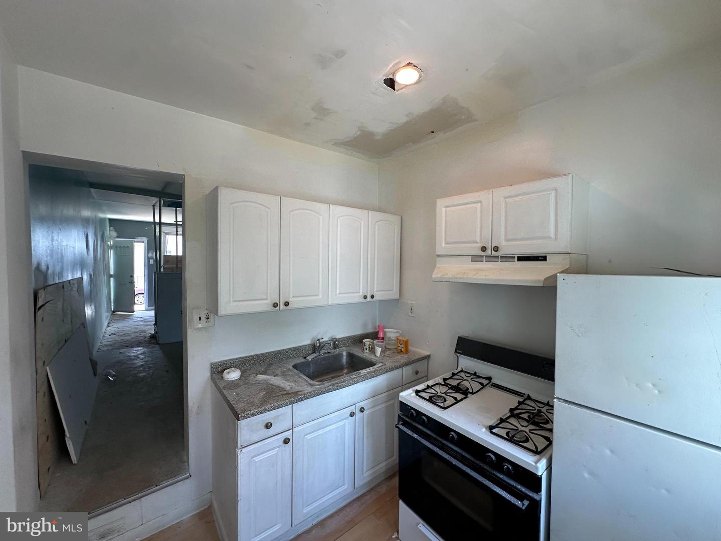 2606 Cedar St Property Photo 5