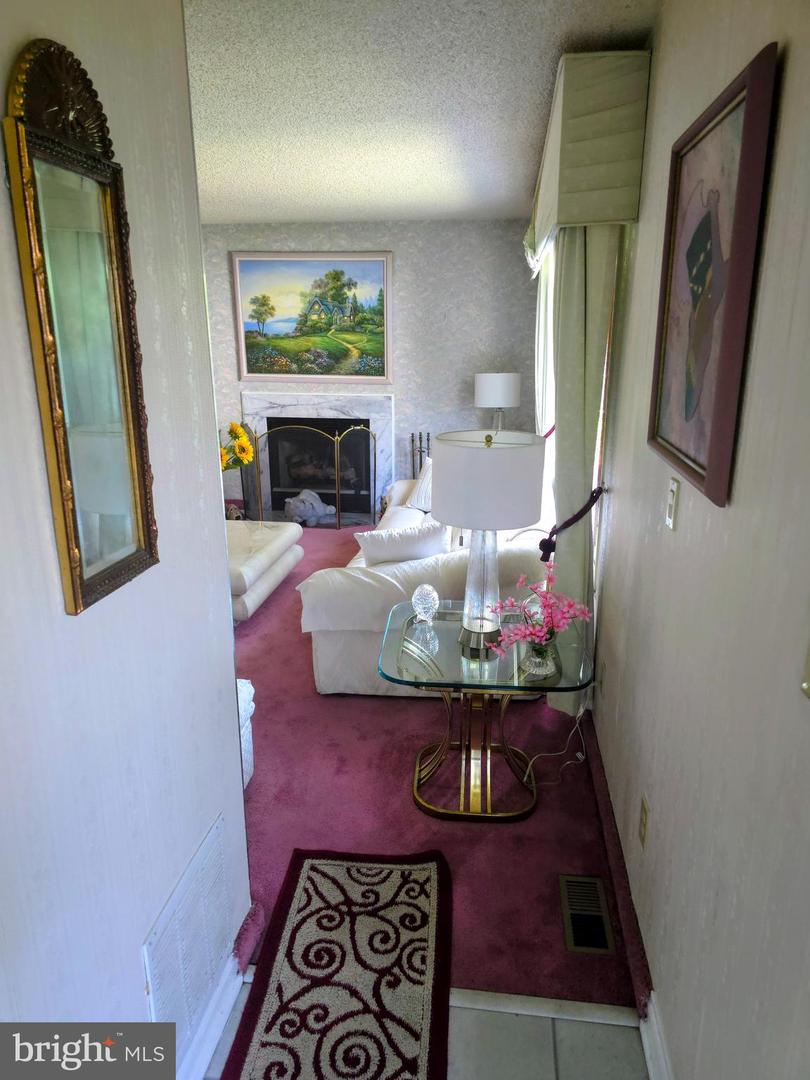 1036 Hazelwood Dr Property Photo 12