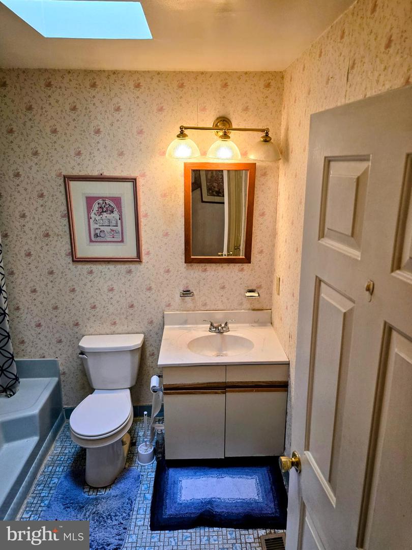 1036 Hazelwood Dr Property Photo 17