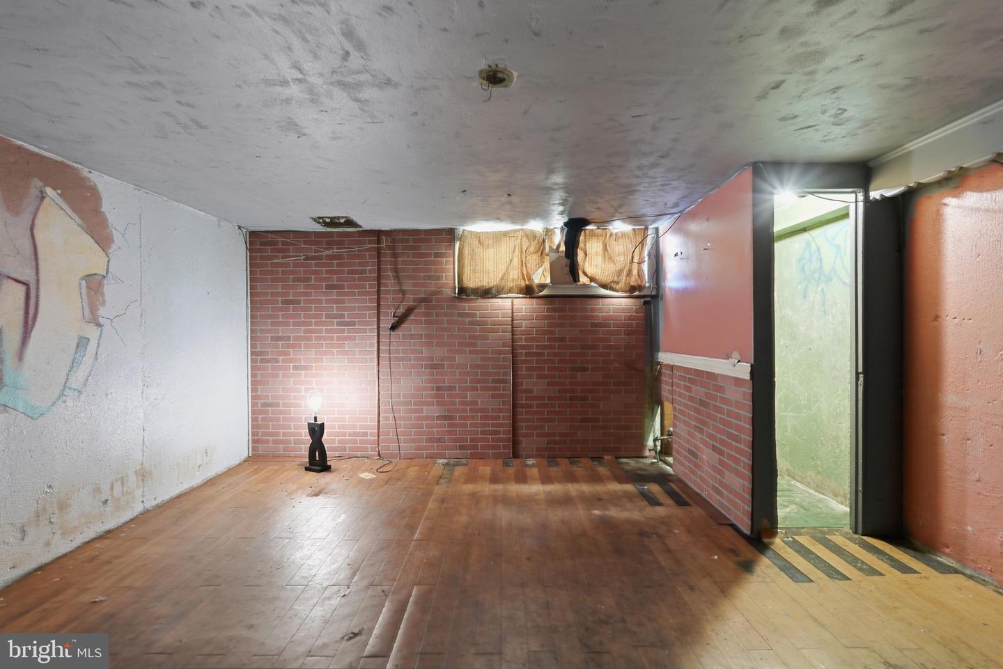8033 Temple Rd Property Photo 15