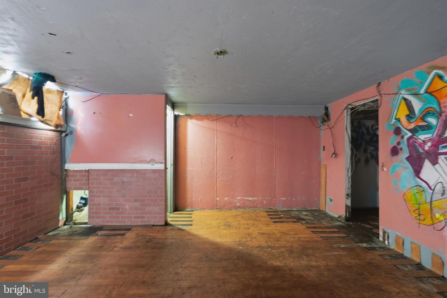 8033 Temple Rd Property Photo 16