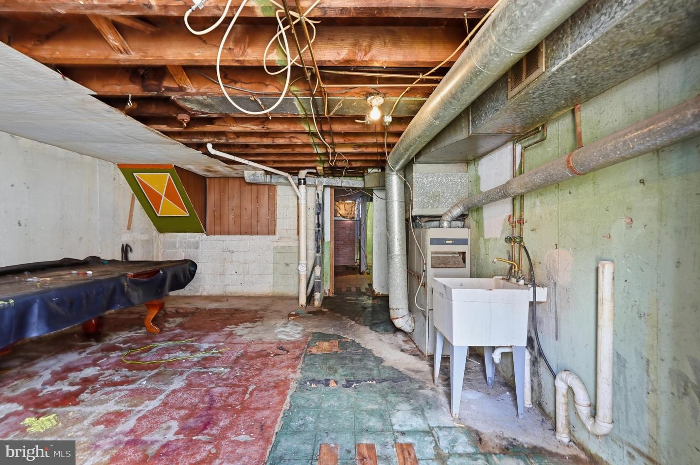 8033 Temple Rd Property Photo 17