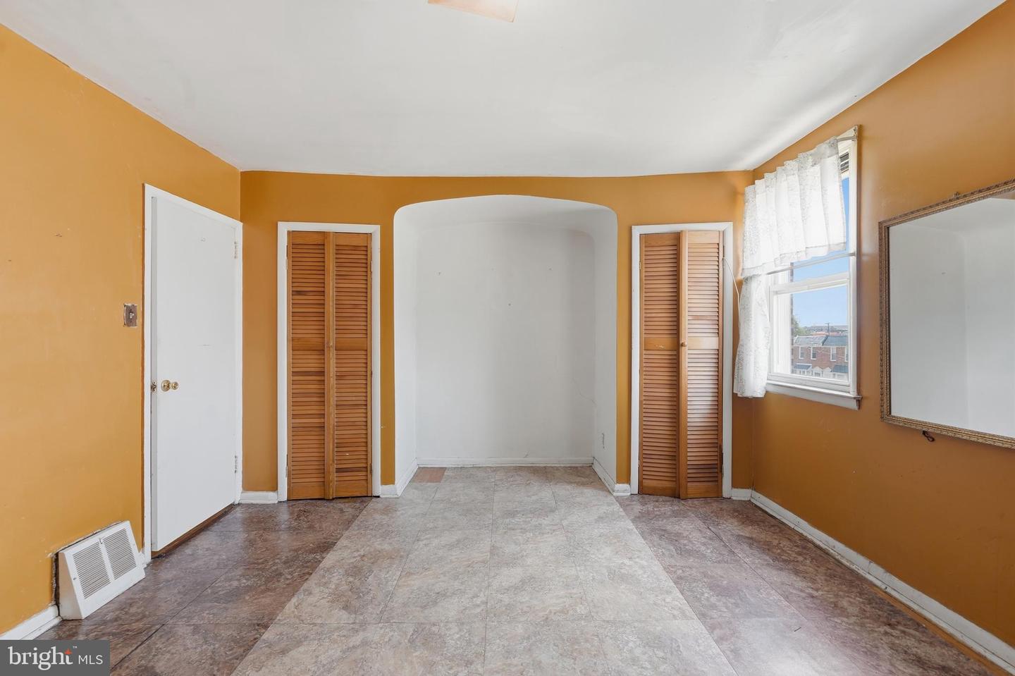 8033 Temple Rd Property Photo 25
