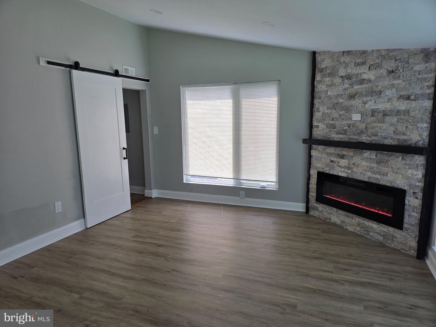 1701 Scotchbrook Dr #b Property Photo 5