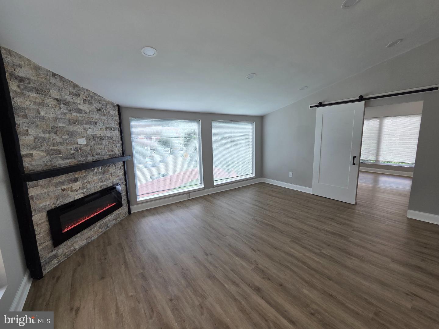 1701 Scotchbrook Dr #b Property Photo 7