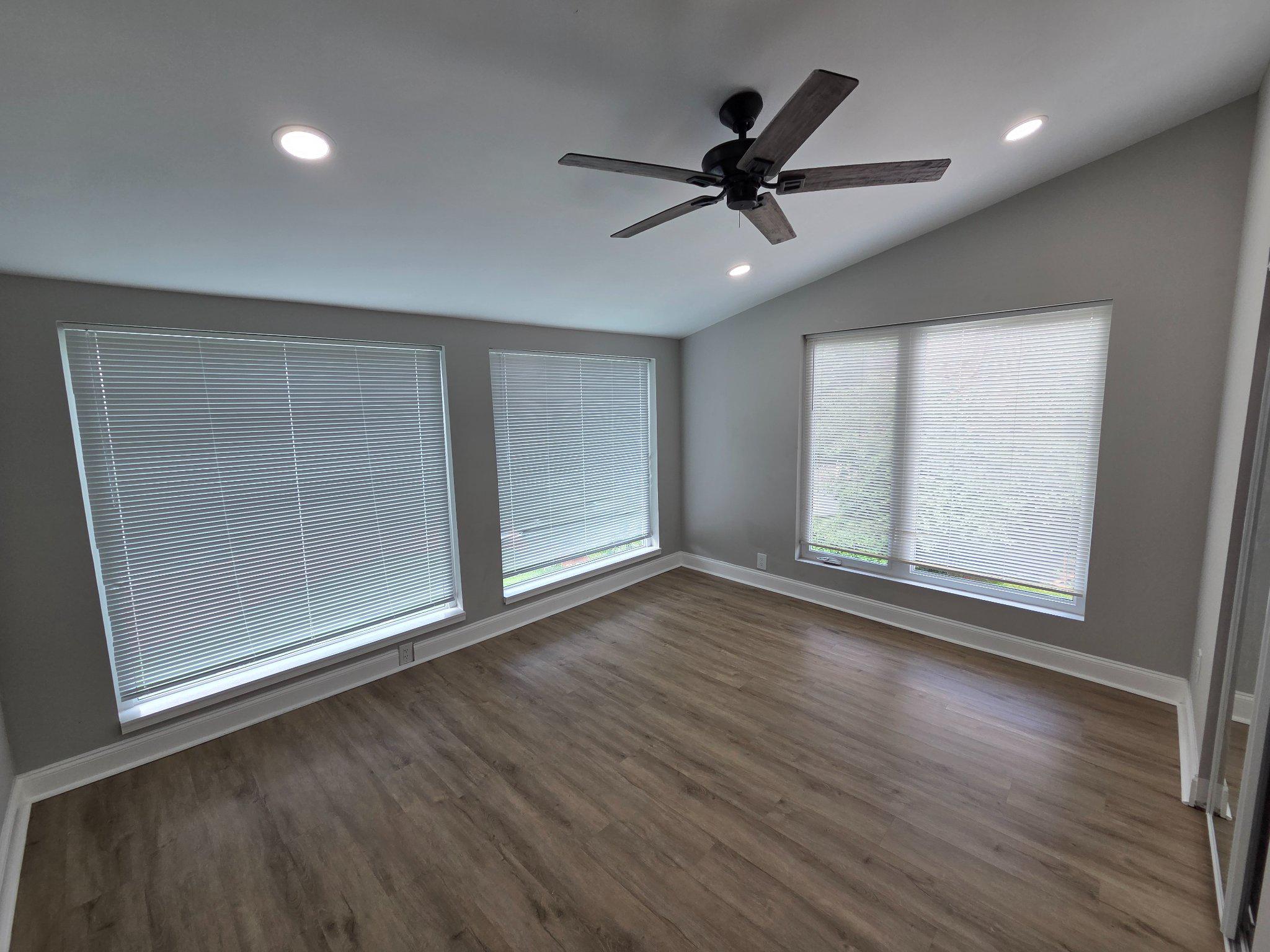 1701 Scotchbrook Dr #b Property Photo 9