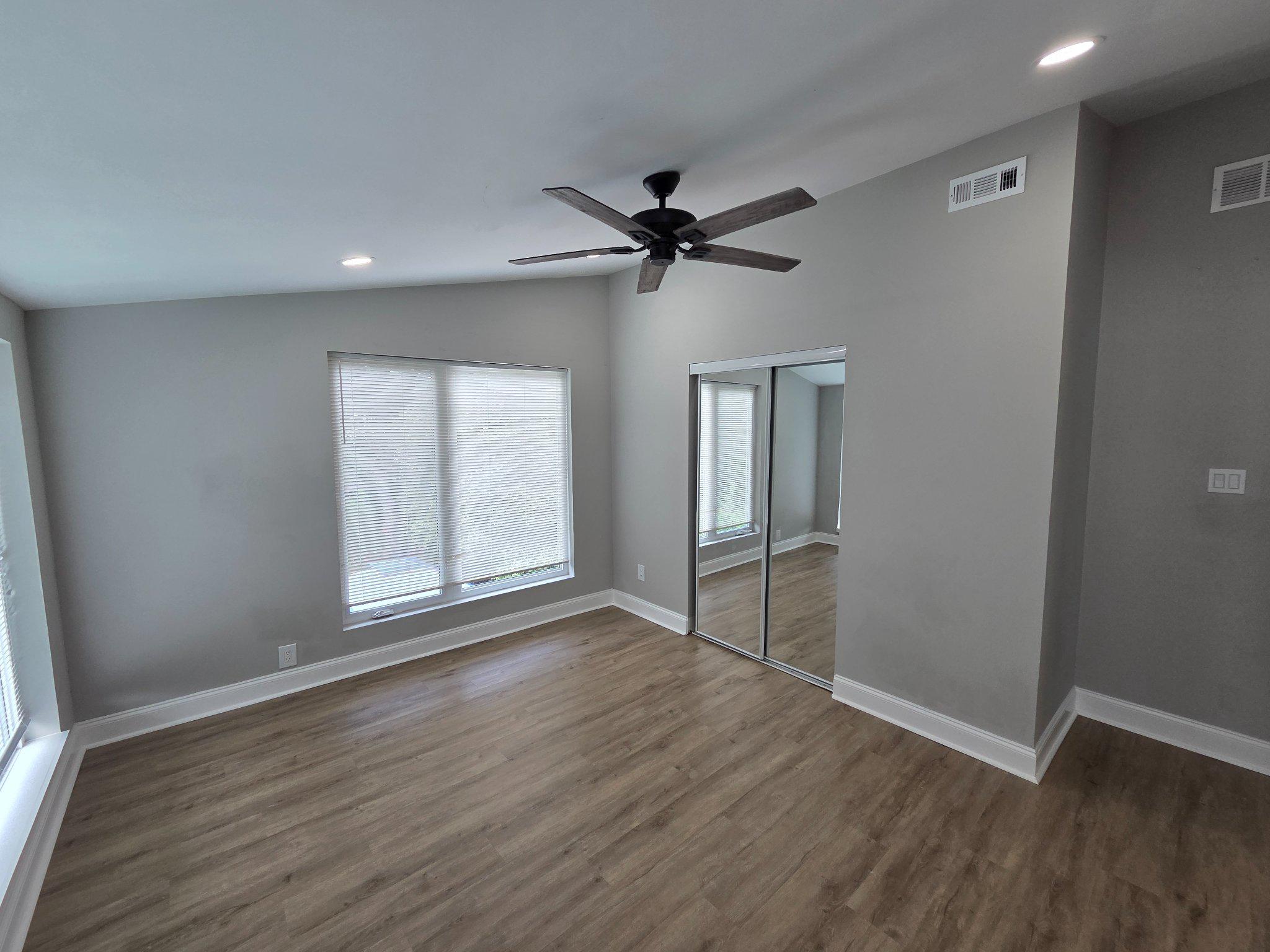 1701 Scotchbrook Dr #b Property Photo 10