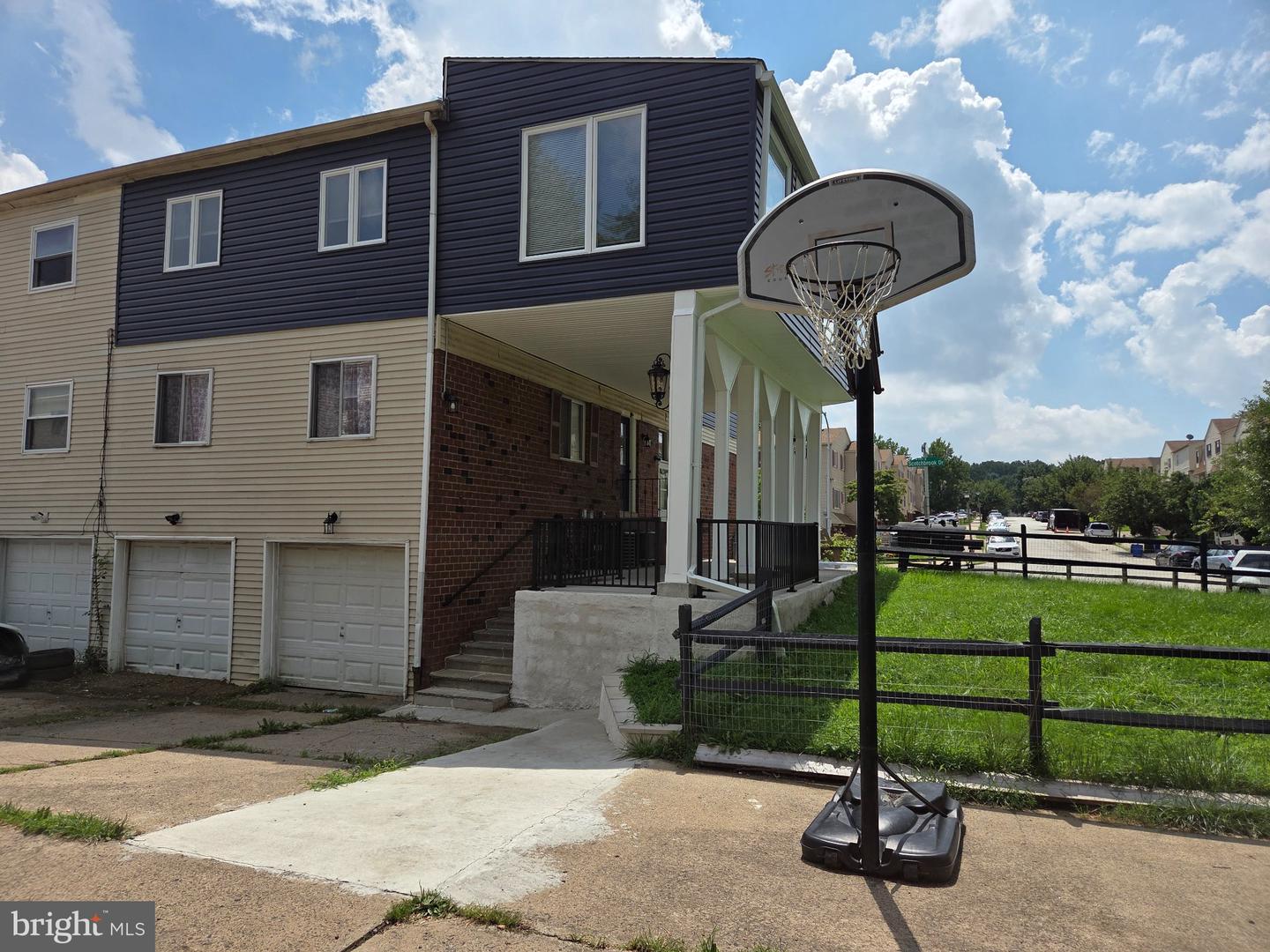 1701 Scotchbrook Dr #b Property Photo 24