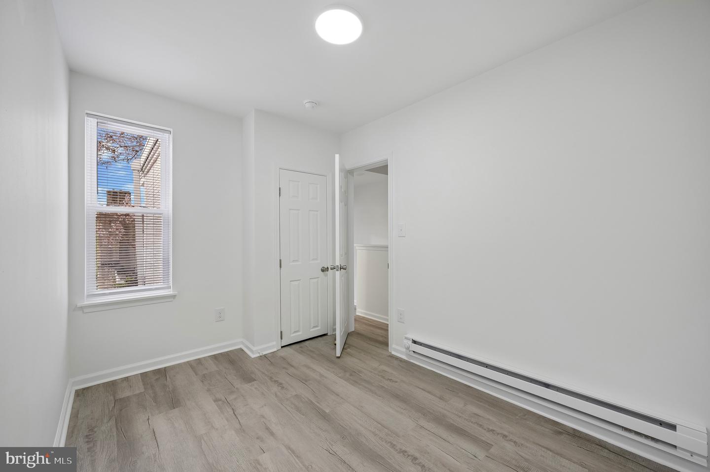 1216 W Firth St Property Photo 12