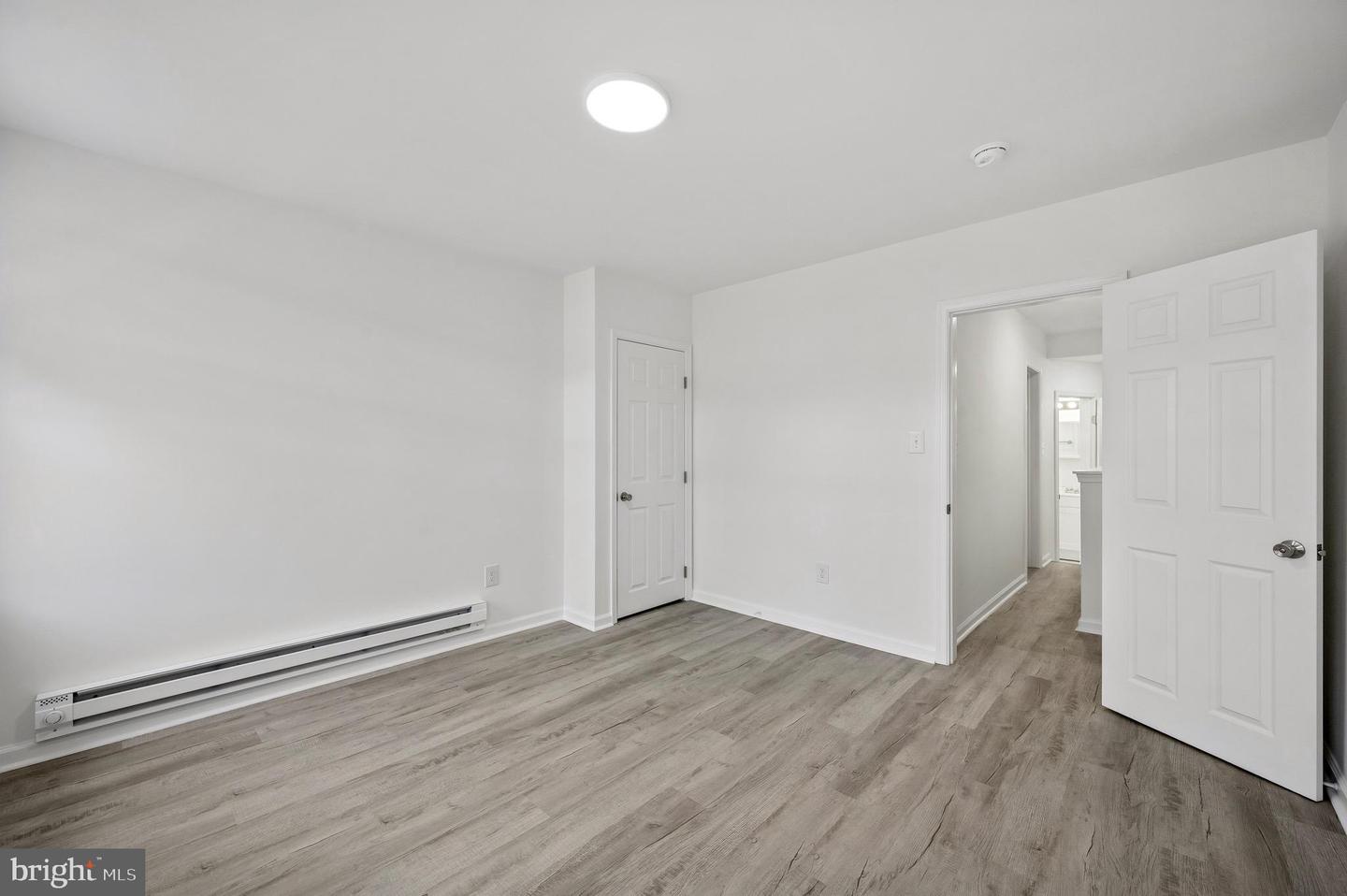 1216 W Firth St Property Photo 14