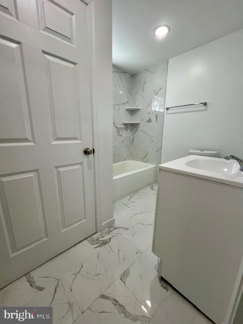 2312 Greenwich St Property Photo 12