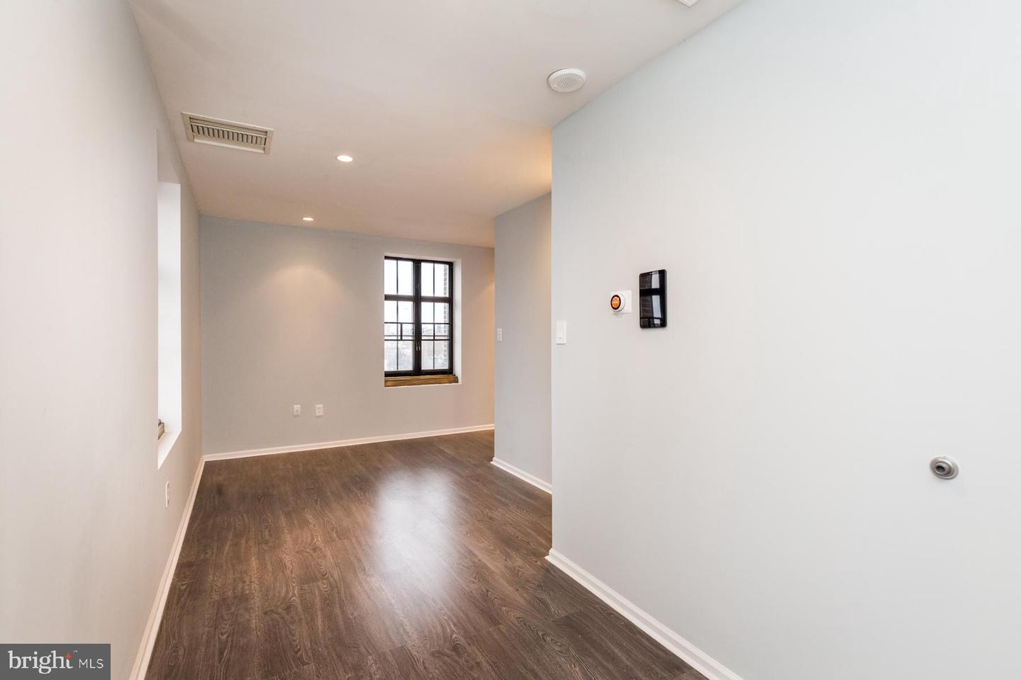 1601-00 Spring Garden St #508 Property Photo 3