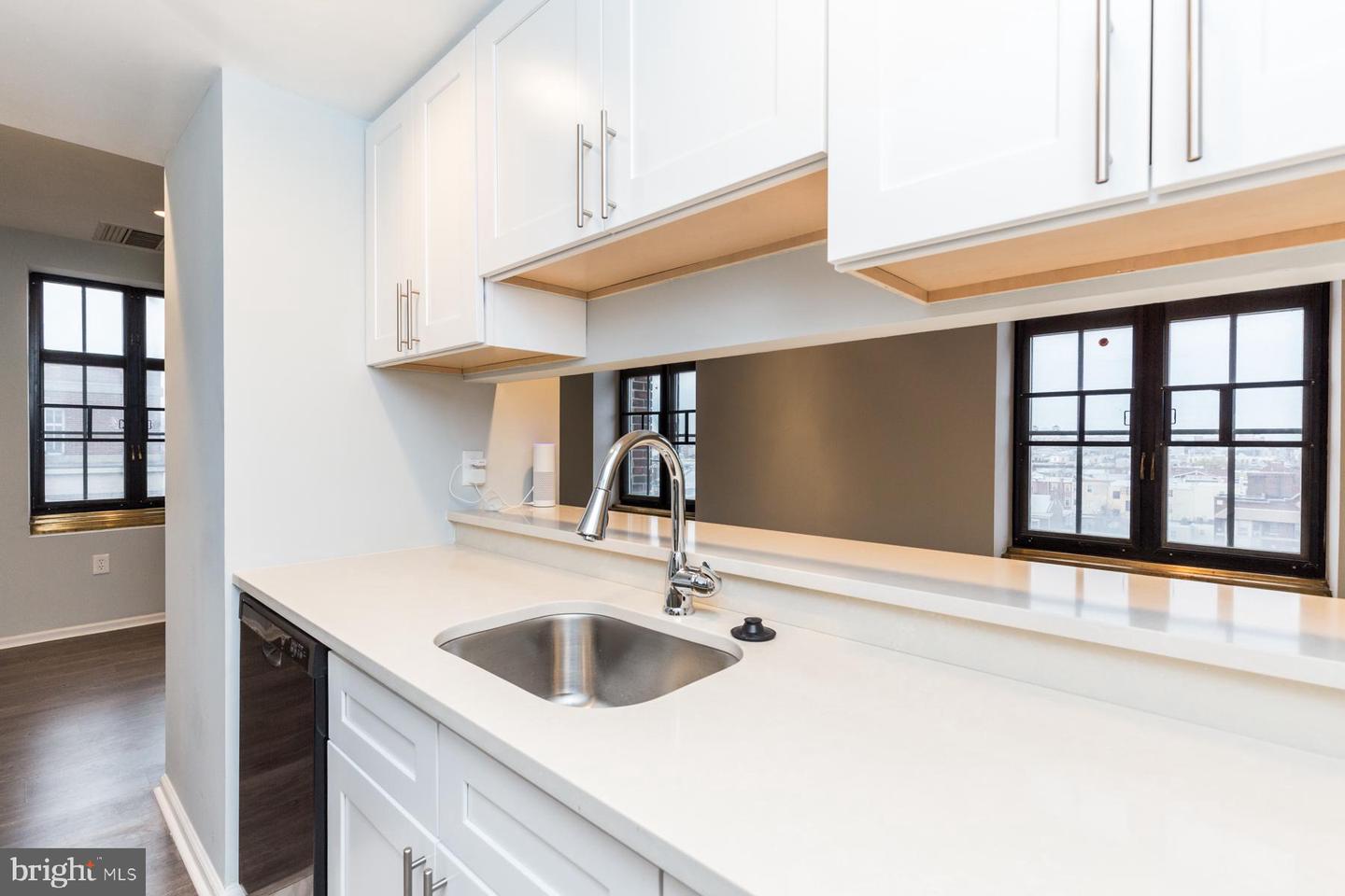 1601-00 Spring Garden St #508 Property Photo 6