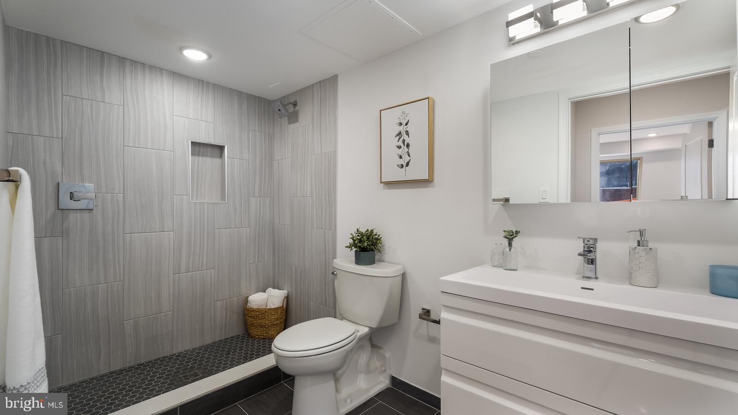 1825 Callowhill St #501 Property Photo 16