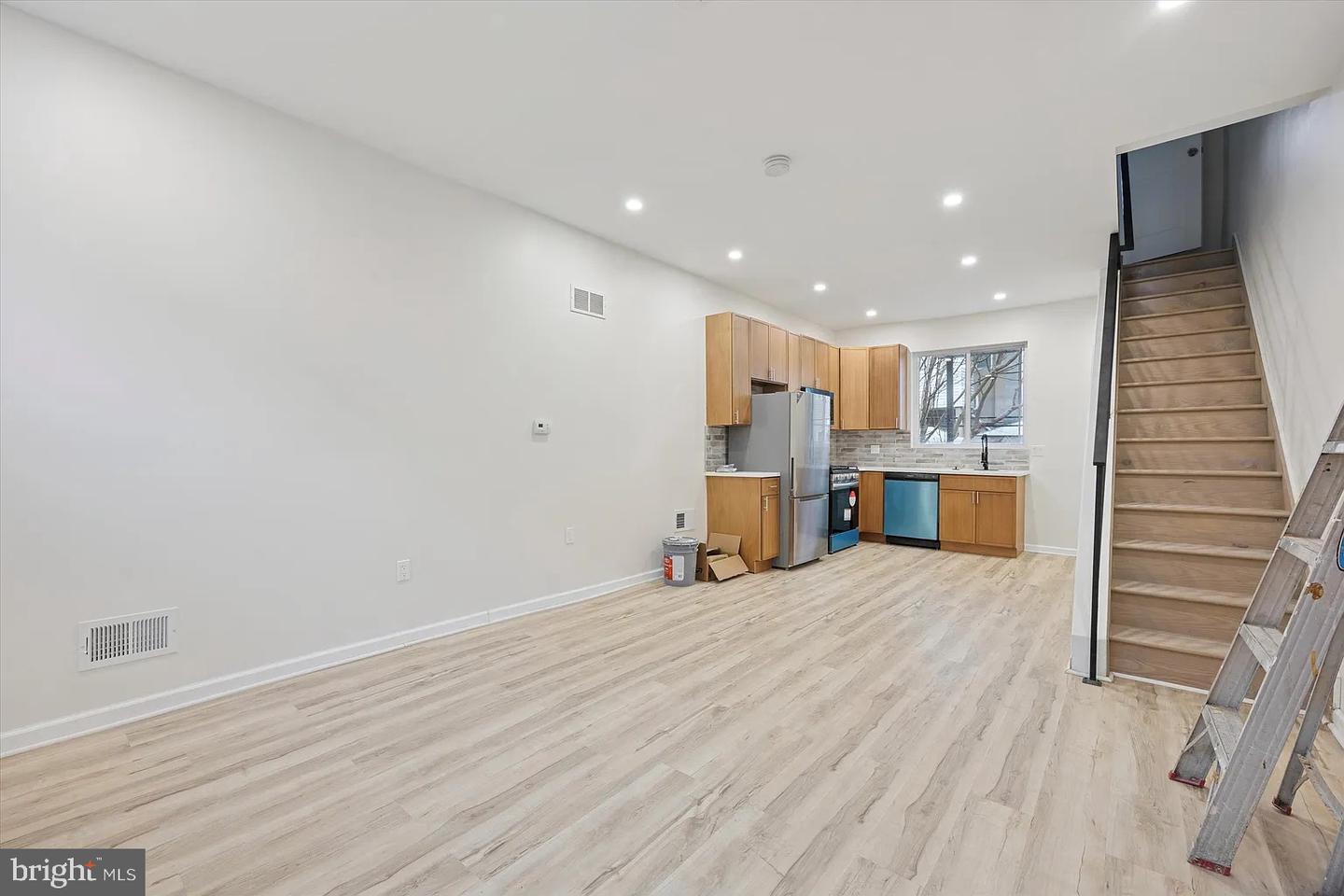 2615 Earp St Property Photo 4