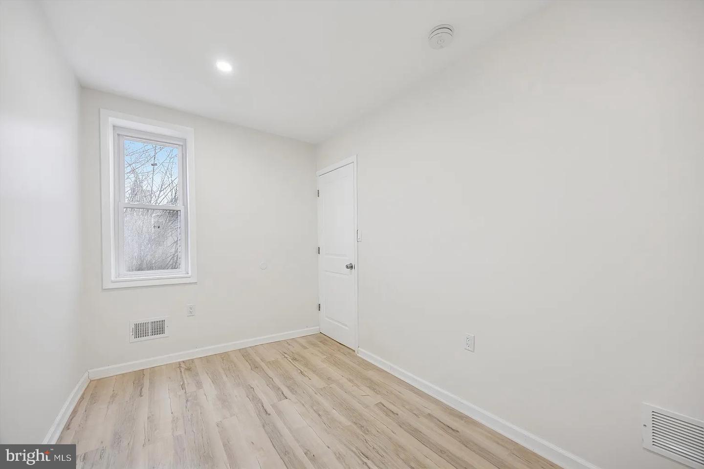 2615 Earp St Property Photo 17