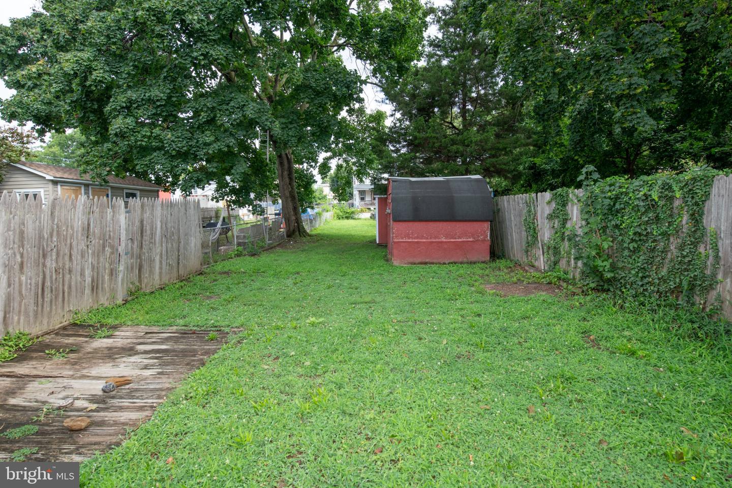 8038 Walker St Property Photo 5