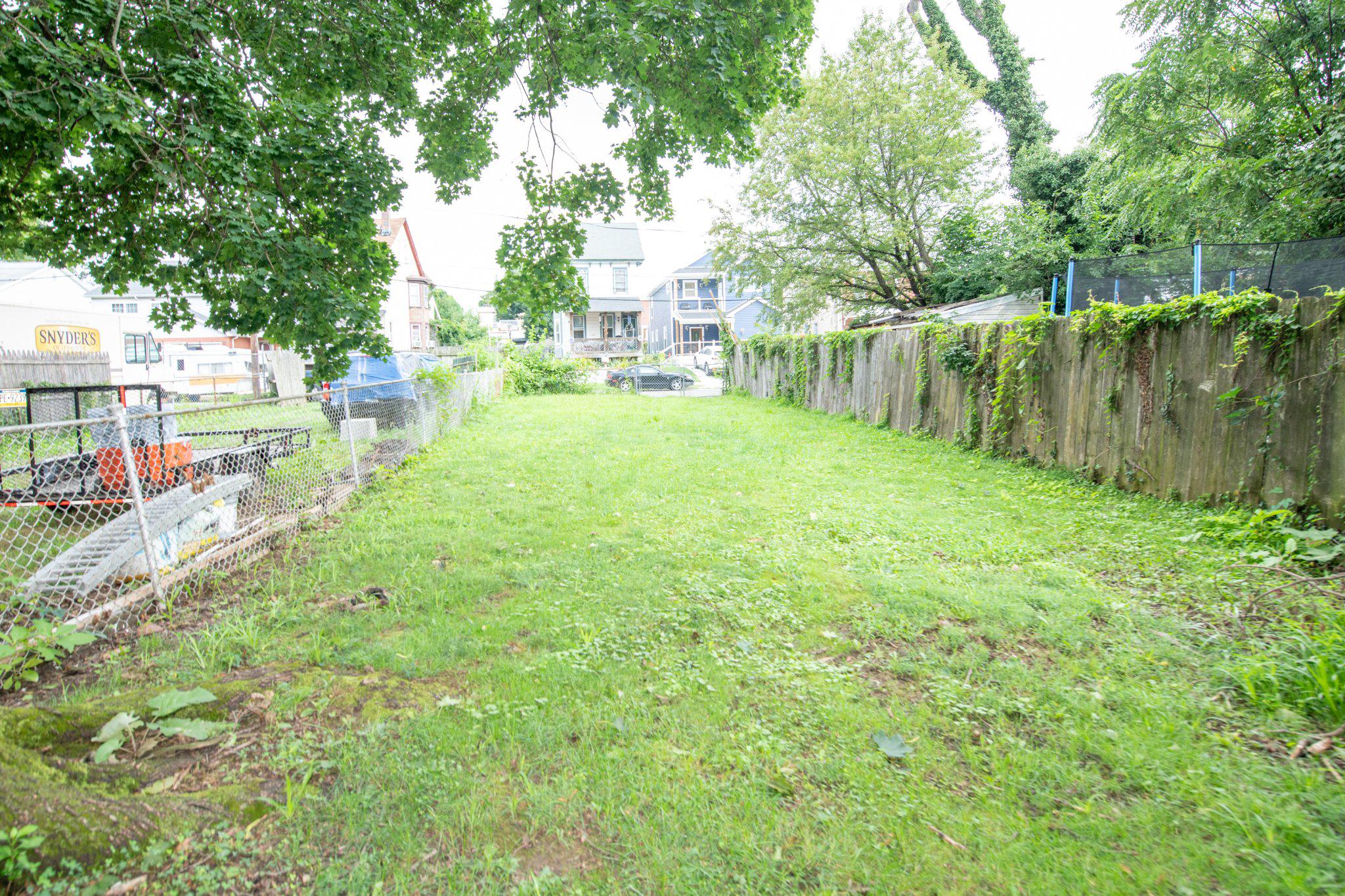 8038 Walker St Property Photo 6