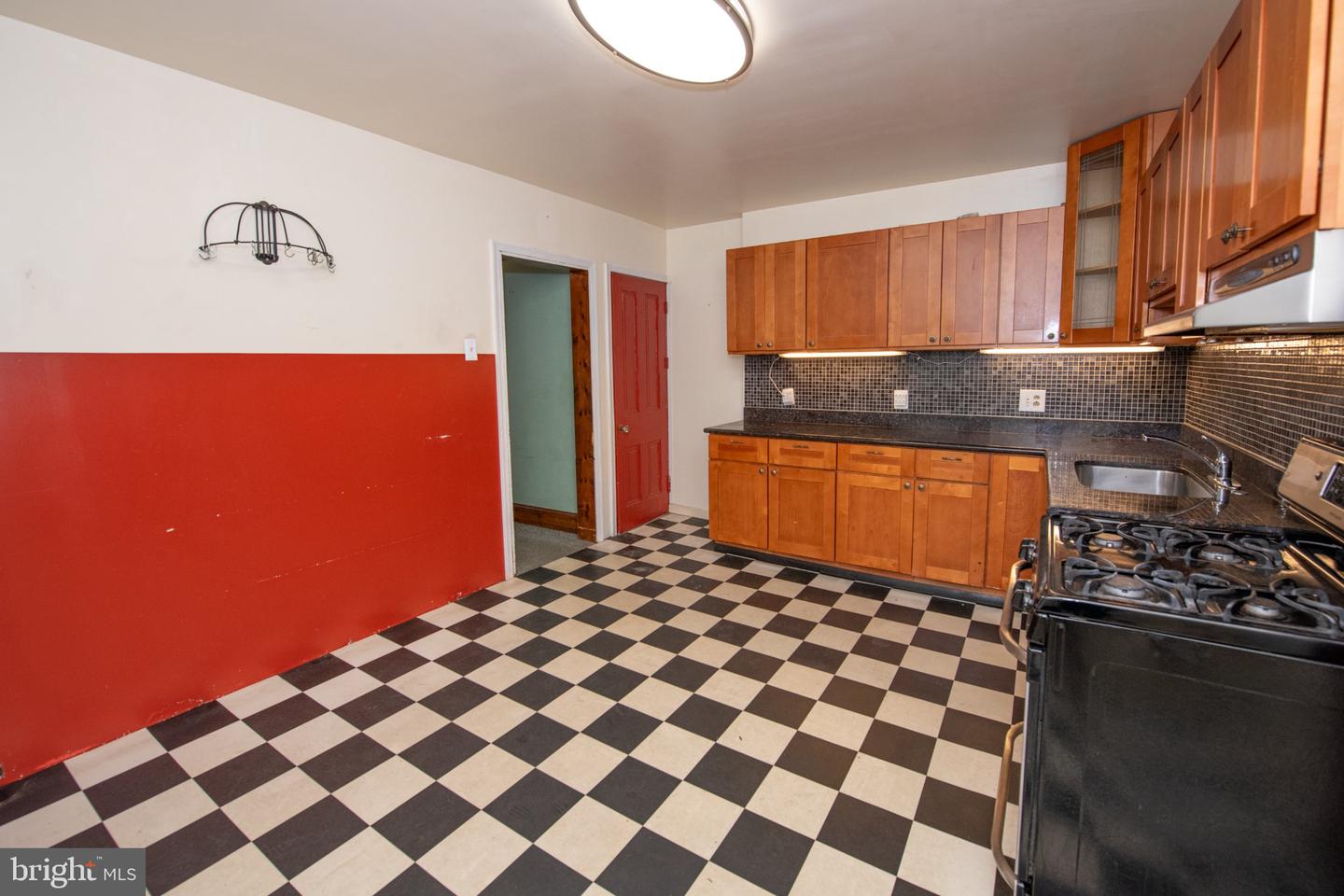 8038 Walker St Property Photo 13