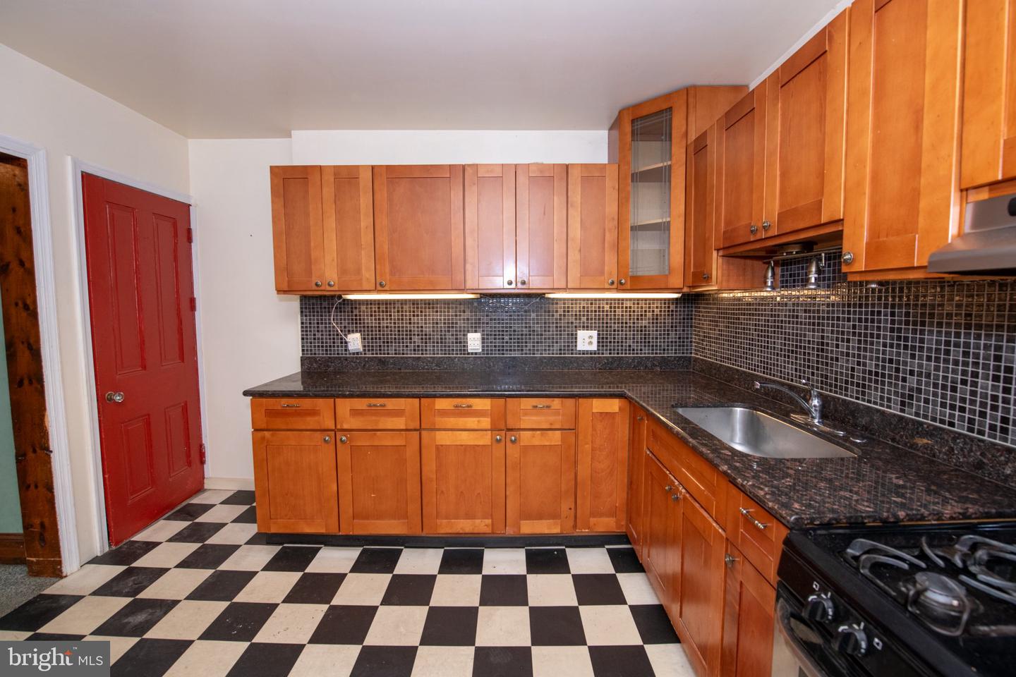 8038 Walker St Property Photo 16