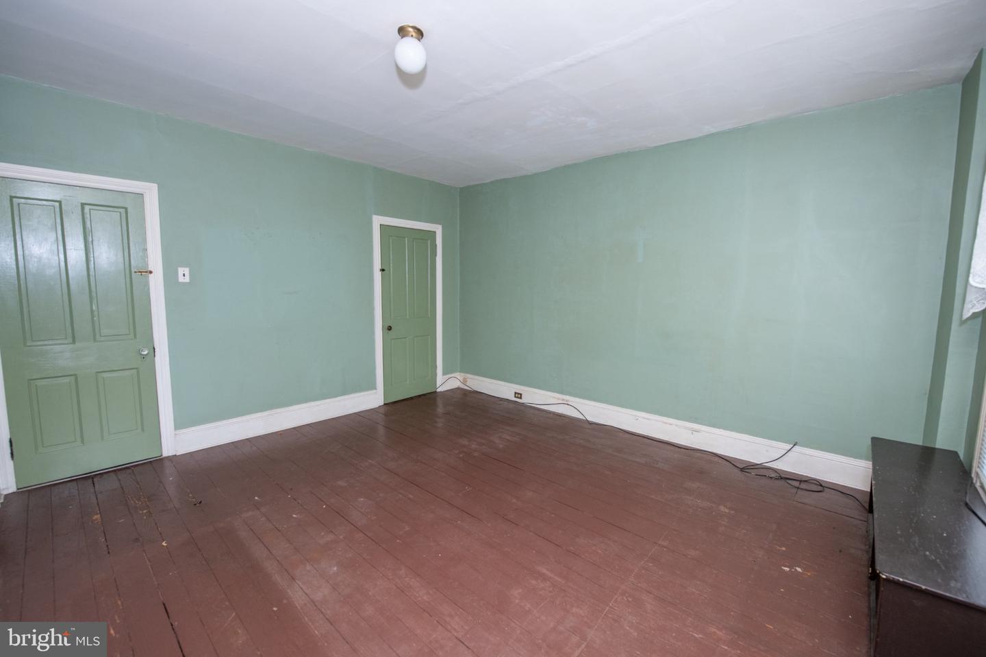 8038 Walker St Property Photo 23