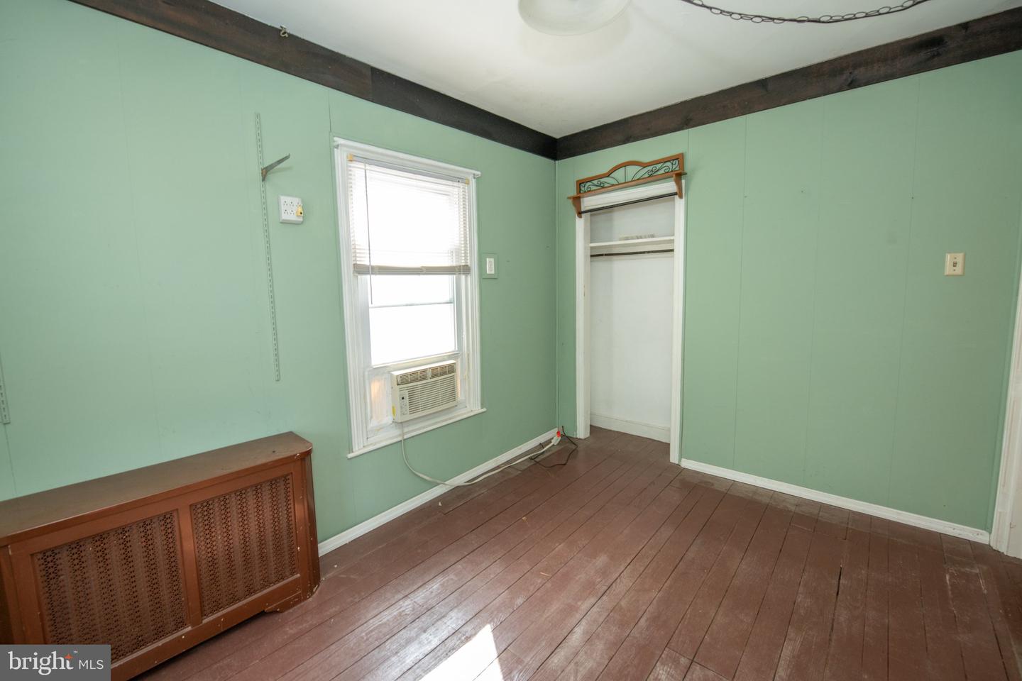 8038 Walker St Property Photo 33