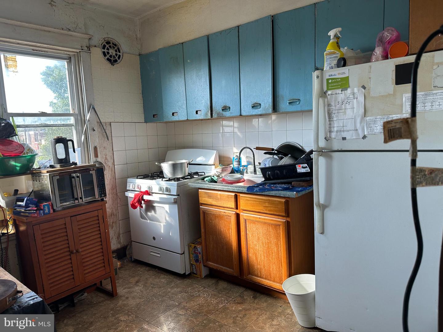 6607 Upland St Property Photo 3
