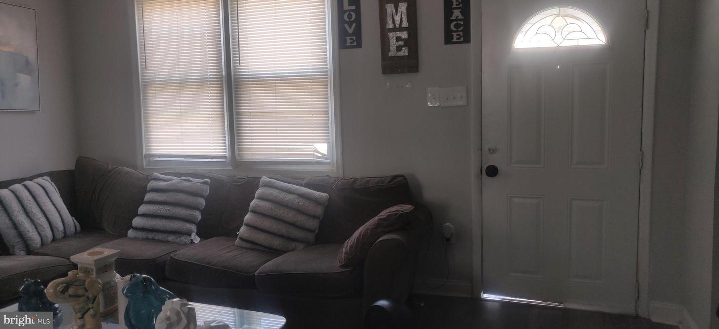 5722 Wheeler St Property Photo 6