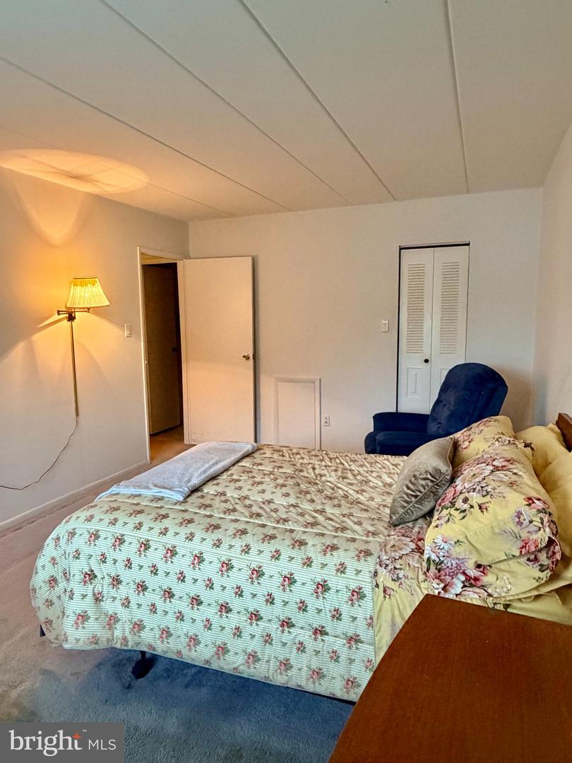 67002-00 Delaire Landing Rd #2 Property Photo 27