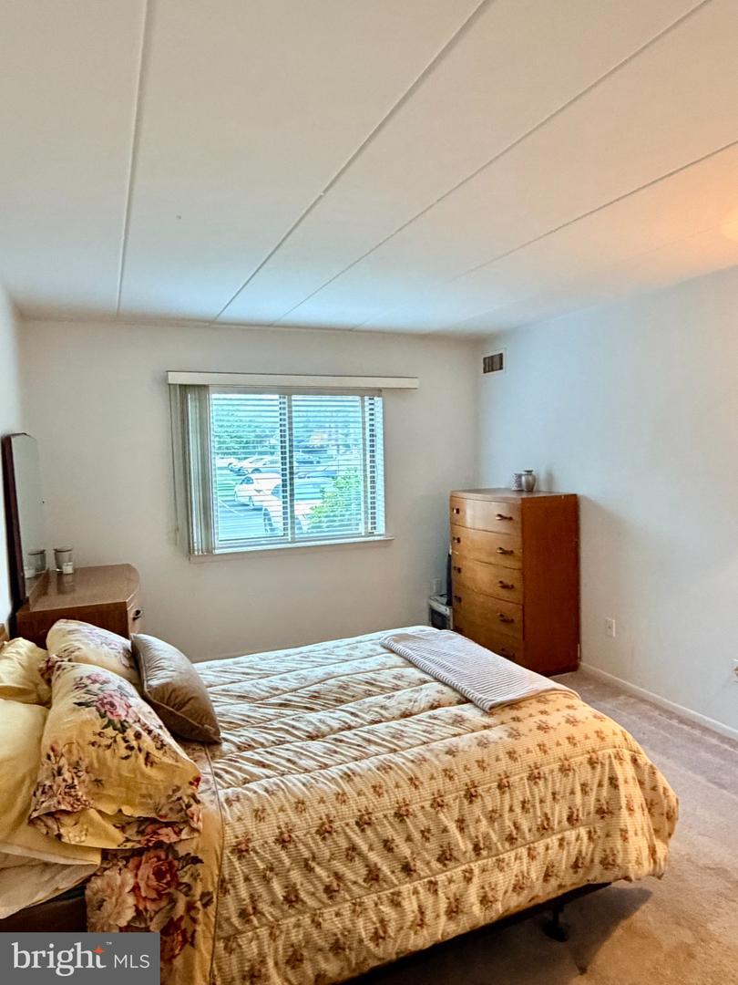 67002-00 Delaire Landing Rd #2 Property Photo 30