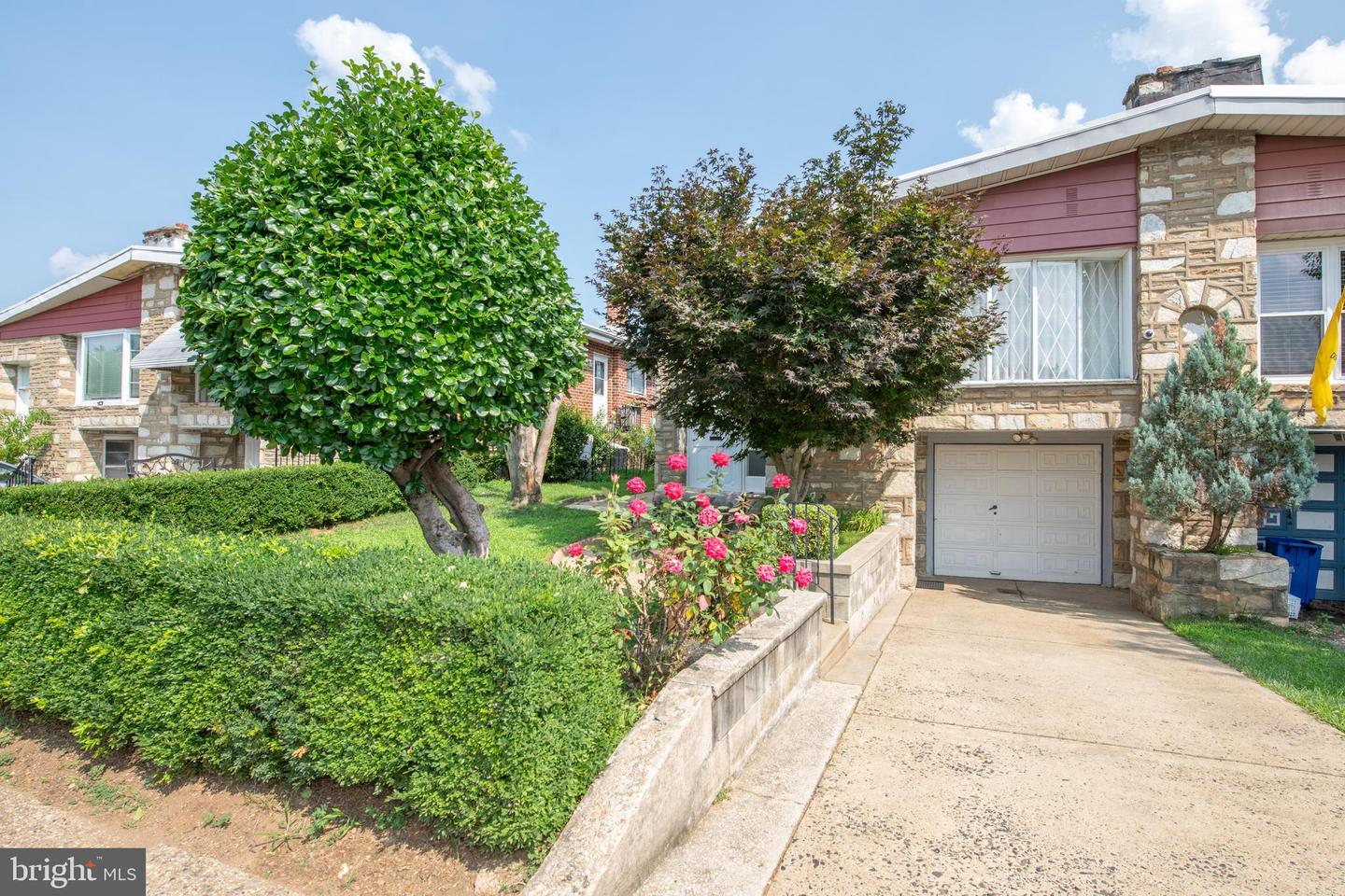 7705 Dorcas St Property Photo 2
