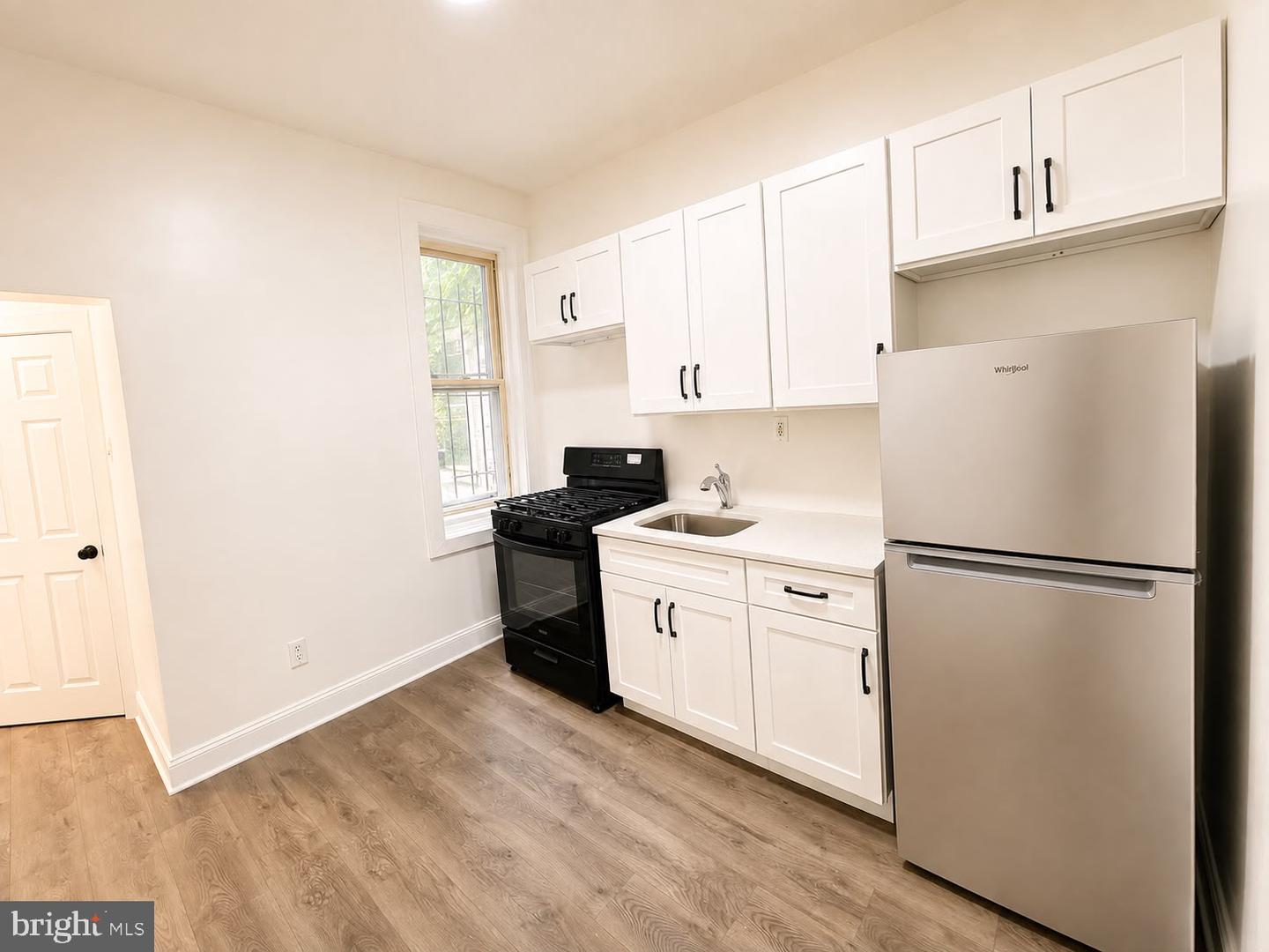 2022 W ONTARIO ST #2 Property Photo 1
